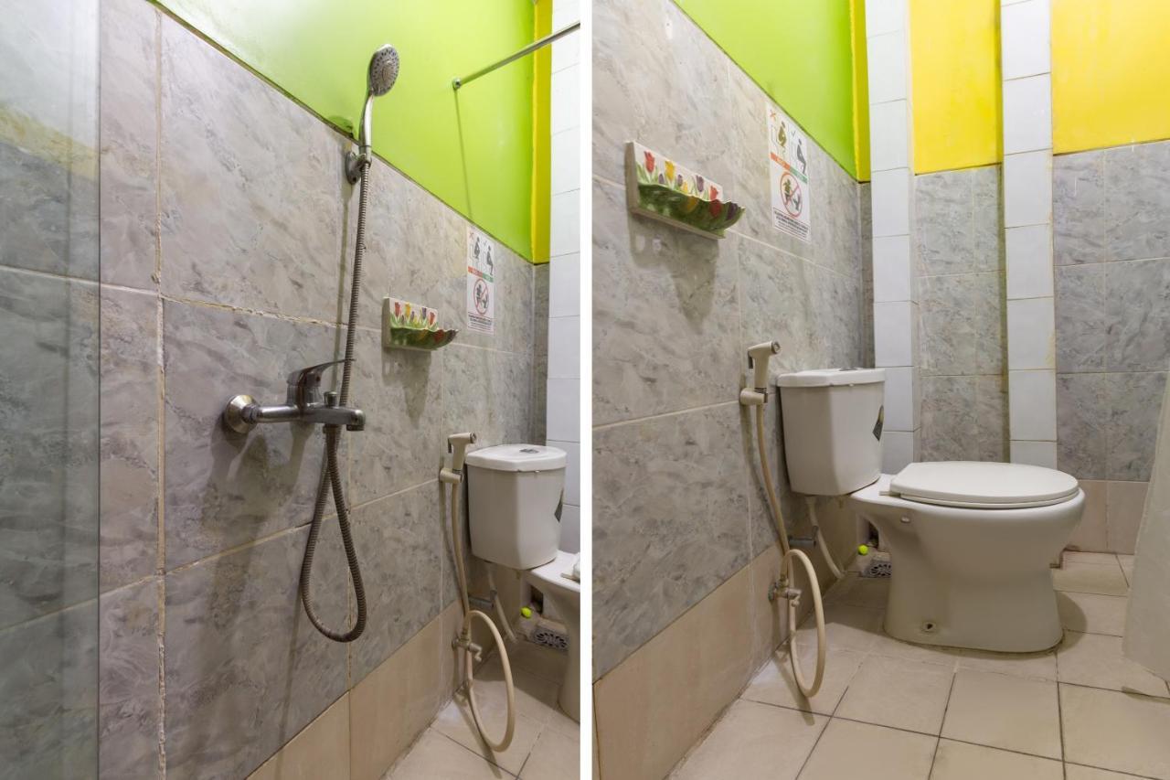 Homestay Gayatri Sawojajar Near Univ Negeri Malang Kampus 2 Mitra Reddoorz Exterior foto