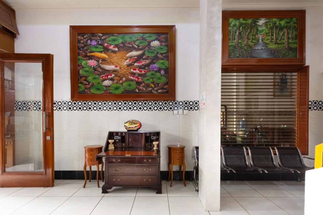 Homestay Gayatri Sawojajar Near Univ Negeri Malang Kampus 2 Mitra Reddoorz Exterior foto